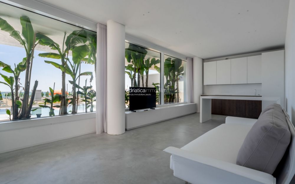 PALMS EDITION E17