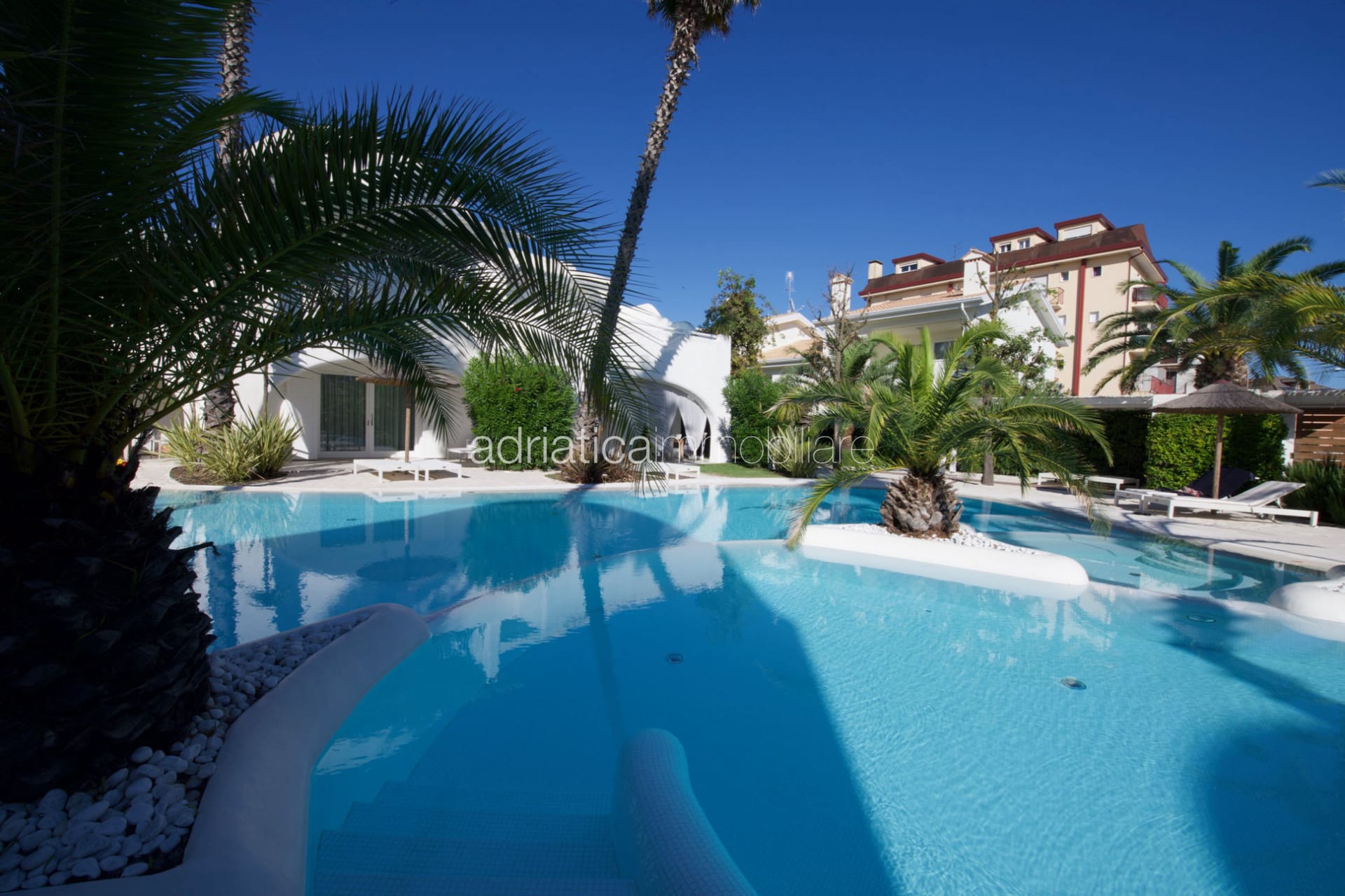 VILLAGGIO DEI PELLICANI 07